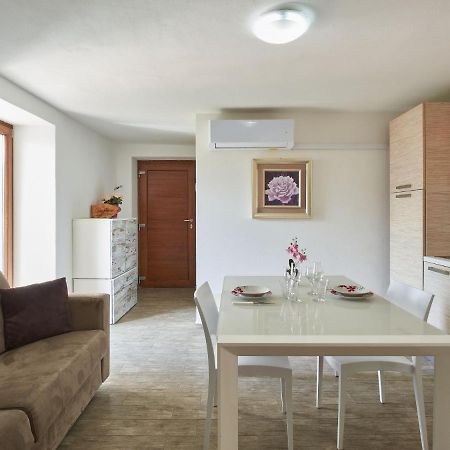 Apartment Rustico Maria - Dma390 By Interhome Vercana Eksteriør bilde